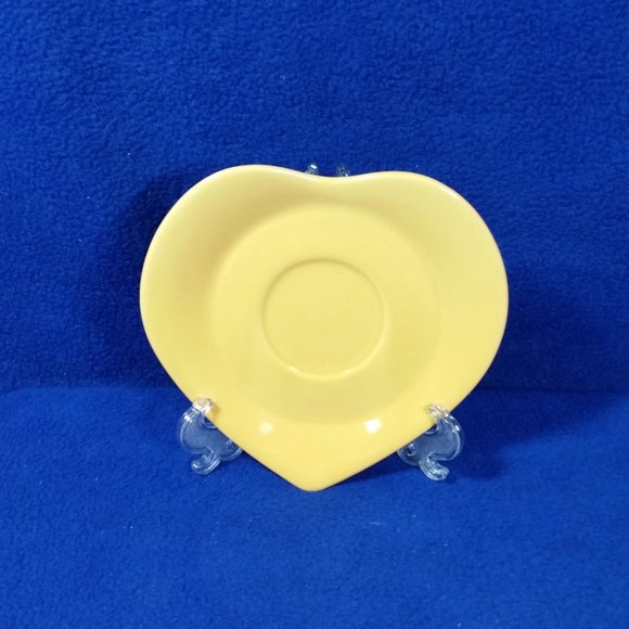 Vintage Mary Kay Yellow Heart Shaped Tea Cup and Saucer 1980's Consultant Gift - Picture 5 of 10